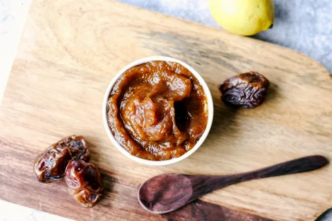 تصویر 4 از خمیر خرما بوشهر با رنگ طبیعی و غلظت بالا